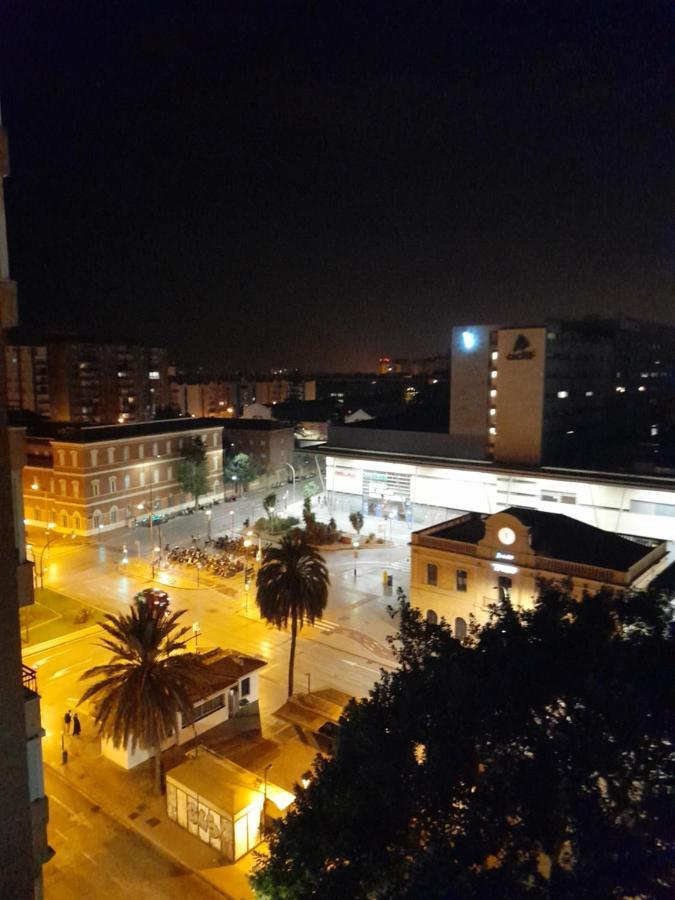 Estudio Frente A Estacion Maria Zambrano Málaga Buitenkant foto
